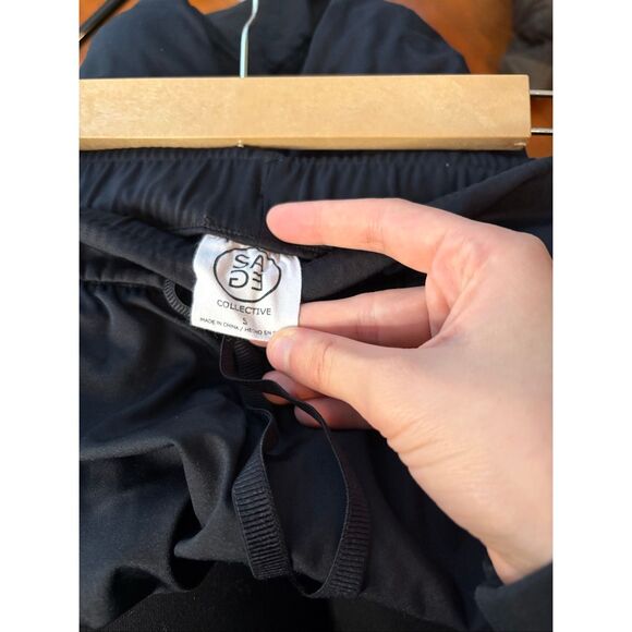 SAGE Collective Black Athletic Joggers - Picture 5 of 5